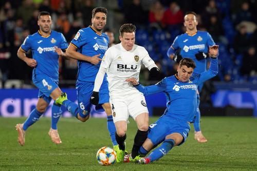 在眉睫的任 在眉睫的任